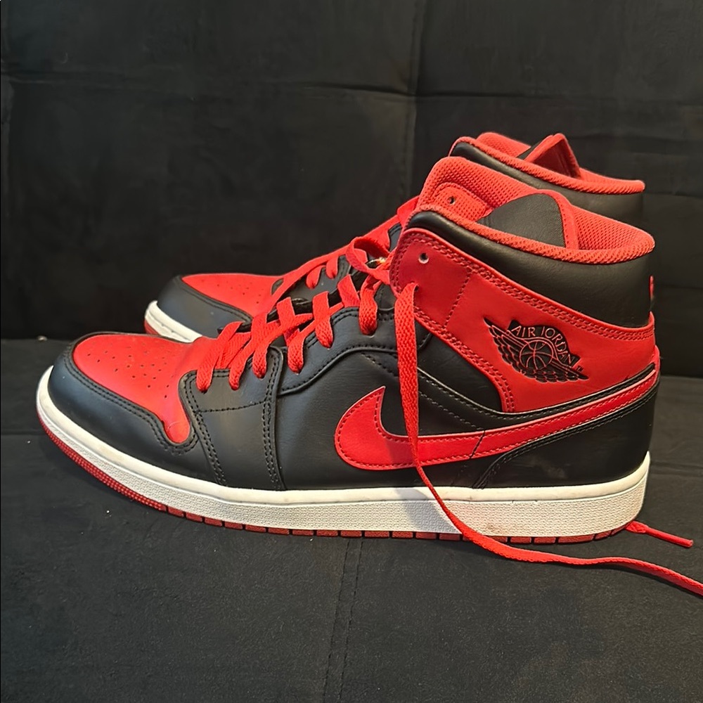Nike Black and Red High-Top Sneakers